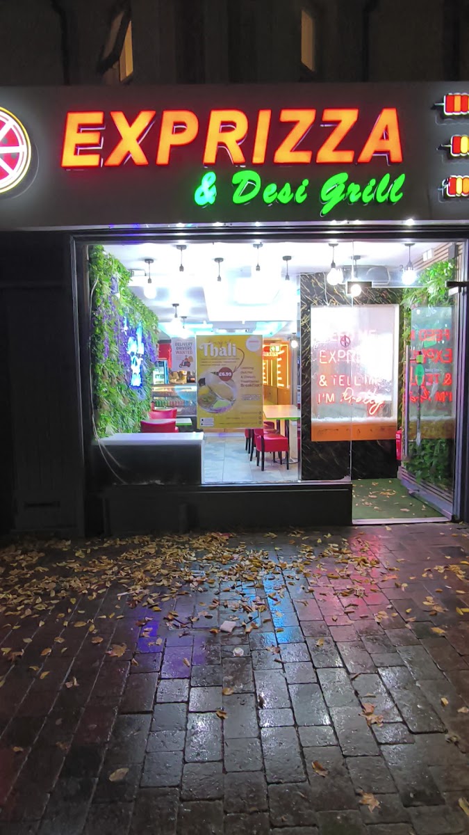 Exprizza & Desi Grill
